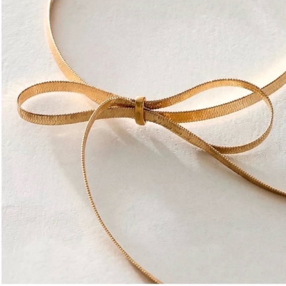 Free People •Bryn Bow Anklet • Gold Tone - Picture 3 of 3